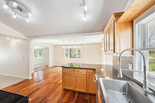 19797 612th Avenue, Litchfield, MN 55355