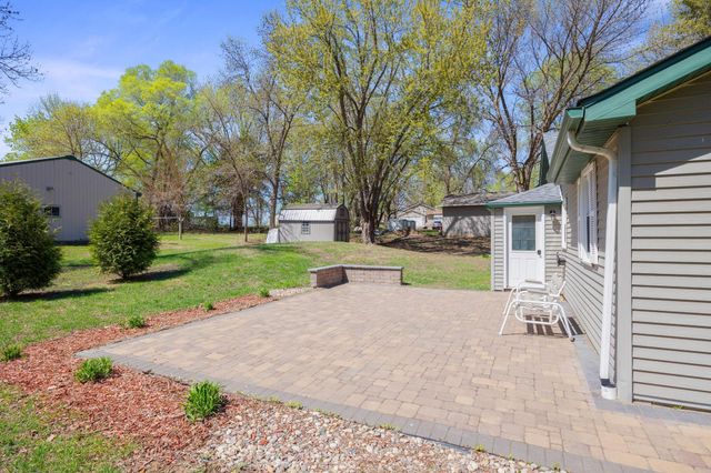 19797 612th Avenue, Litchfield, MN 55355