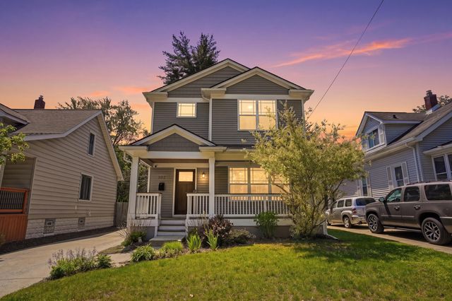 302 Dewey Street, Royal Oak City, MI 48067