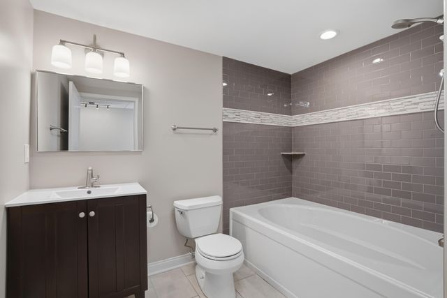 302 Dewey Street, Royal Oak City, MI 48067