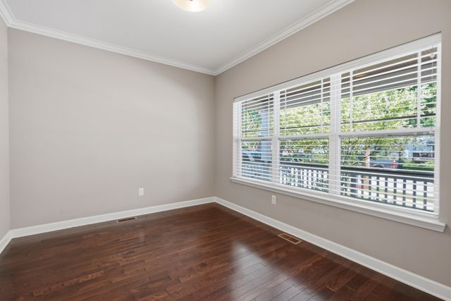 302 Dewey Street, Royal Oak City, MI 48067