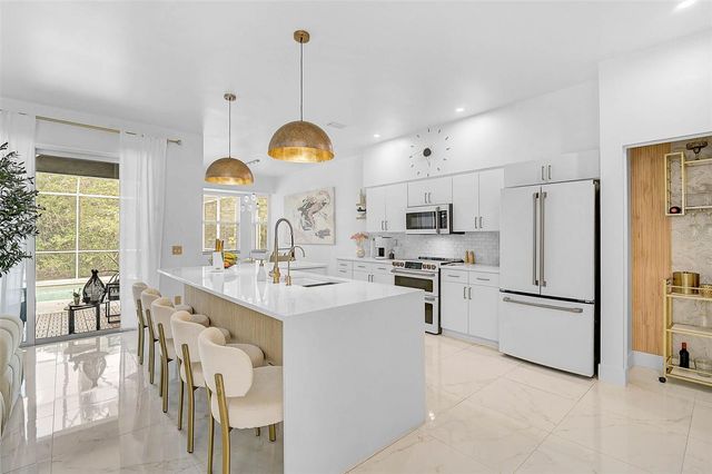 4146 WESTBOURNE CIRCLE, Sarasota, FL 34238