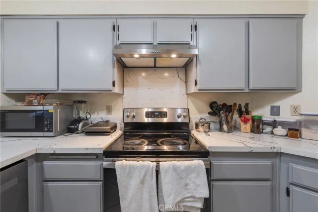 25613 Pine Creek, Wilmington, CA 90744