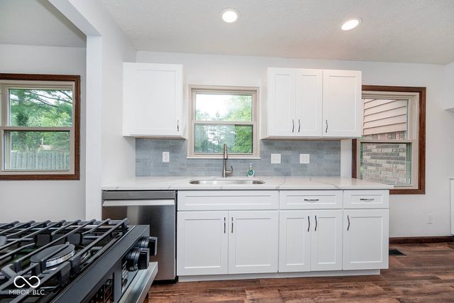 1743 Ramsey Lane, Plainfield, IN 46168