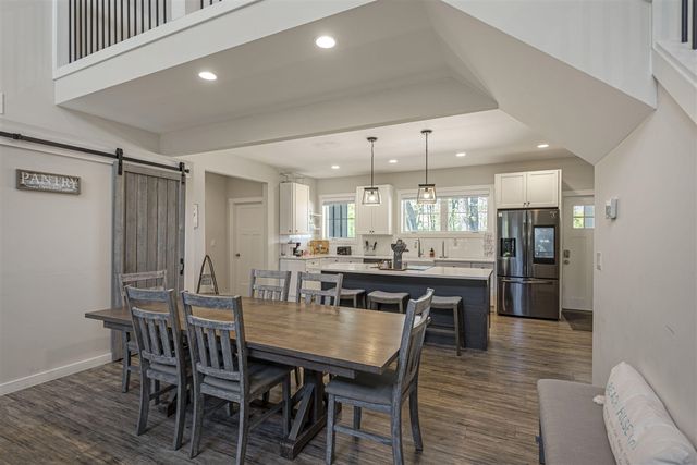 5542 Hidden Pond Lane, Sawyer, MI 49125
