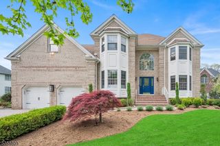9 Rubino Rd, West Caldwell Twp., NJ 07006