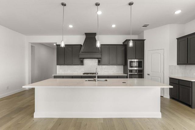 1003 Cumberland Drive, Justin, TX 76247