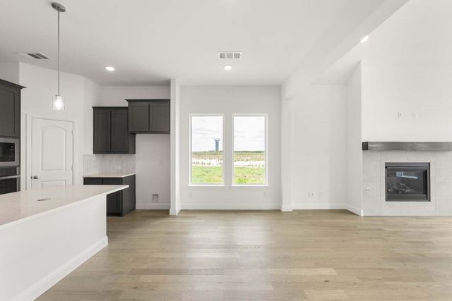 1003 Cumberland Drive, Justin, TX 76247