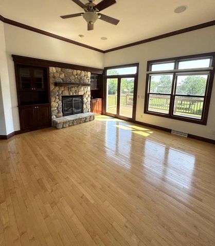 145 Victoria CIRCLE, Union Grove, WI 53182