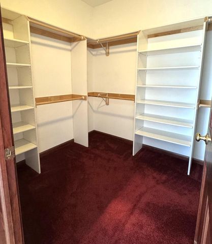 145 Victoria CIRCLE, Union Grove, WI 53182