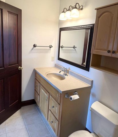 145 Victoria CIRCLE, Union Grove, WI 53182