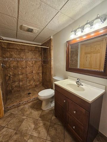 145 Victoria CIRCLE, Union Grove, WI 53182