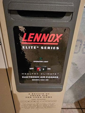 145 Victoria CIRCLE, Union Grove, WI 53182