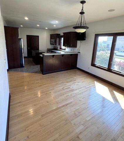 145 Victoria CIRCLE, Union Grove, WI 53182