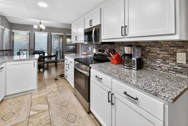 1326 Dogwood Trail, Lewisville, TX 75067