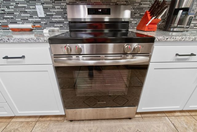 1326 Dogwood Trail, Lewisville, TX 75067