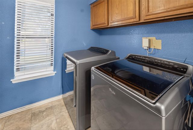 1326 Dogwood Trail, Lewisville, TX 75067