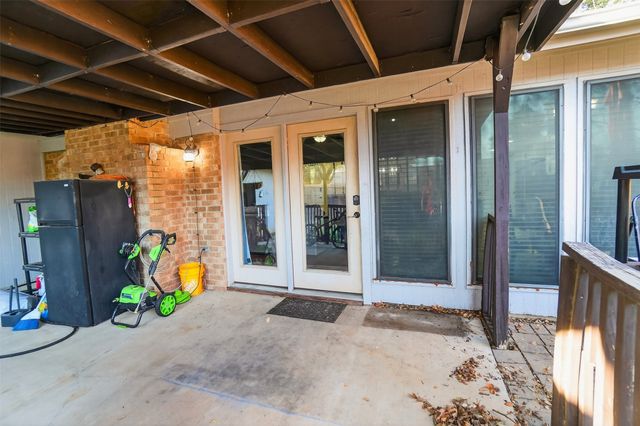 1326 Dogwood Trail, Lewisville, TX 75067