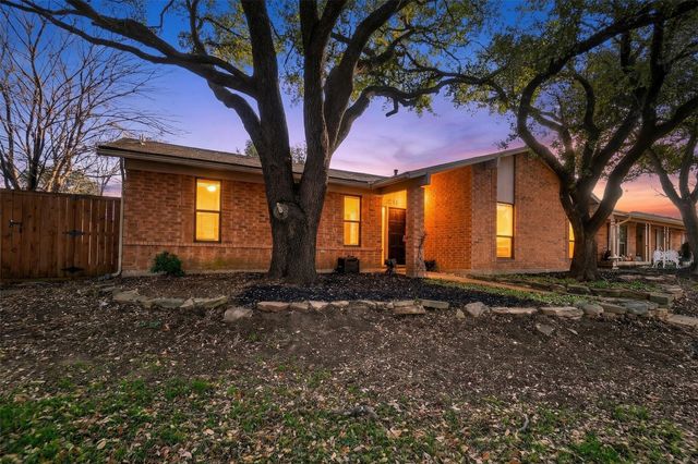 1326 Dogwood Trail, Lewisville, TX 75067