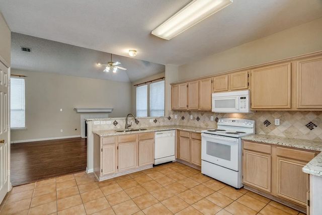 3949 Windford Drive, Plano, TX 75025
