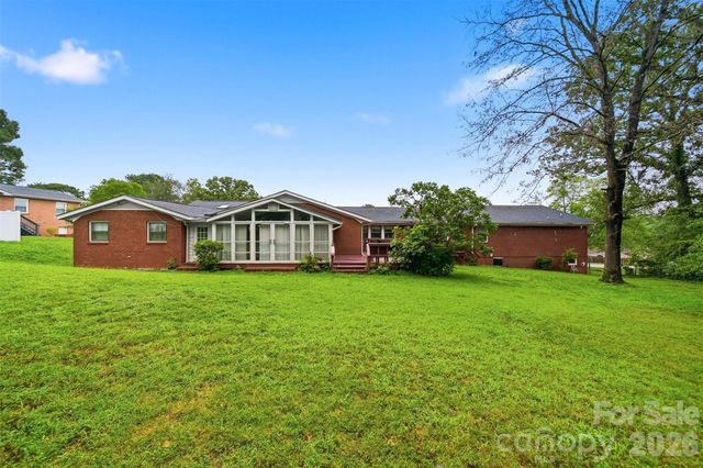 103 Castlegate Drive, Morganton, NC 28655