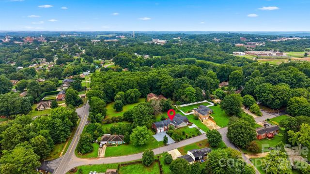 103 Castlegate Drive, Morganton, NC 28655