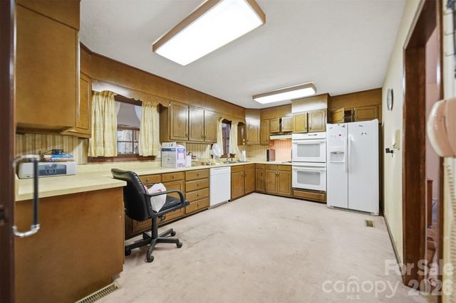 103 Castlegate Drive, Morganton, NC 28655