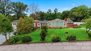 103 Castlegate Drive, Morganton, NC 28655
