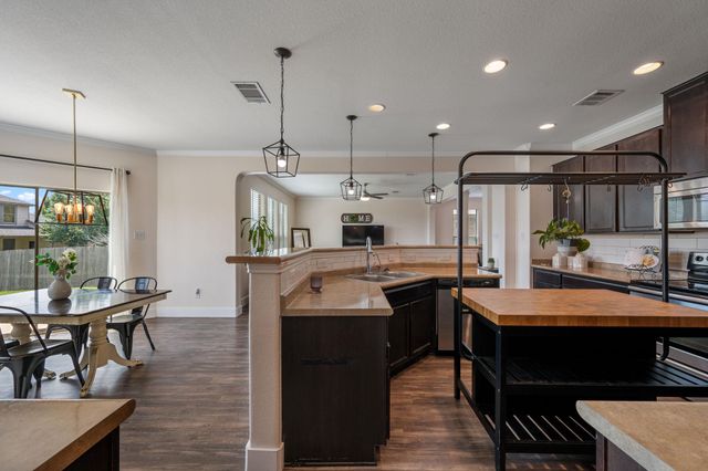 808 Lonesome Lilly WAY, Pflugerville, TX 78660