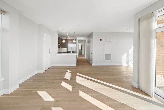 1650 Commonwealth Ave 606, Boston, MA 02135