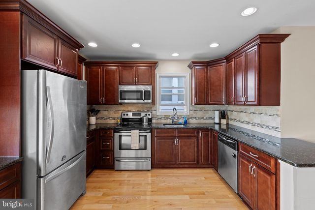 554 WALES RD, Havertown, PA 19083