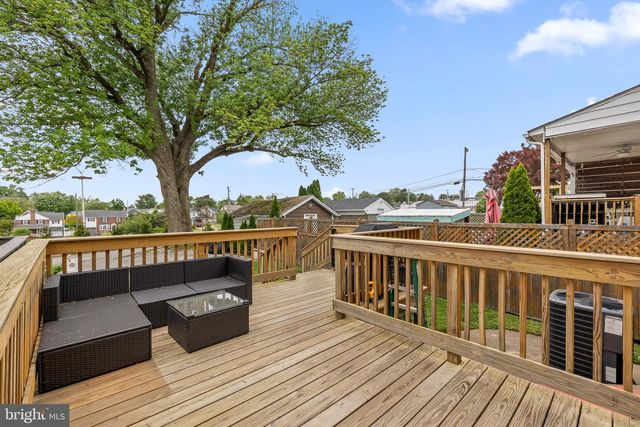 554 WALES RD, Havertown, PA 19083
