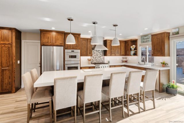 11941 Callado Rd, San Diego, CA 92128