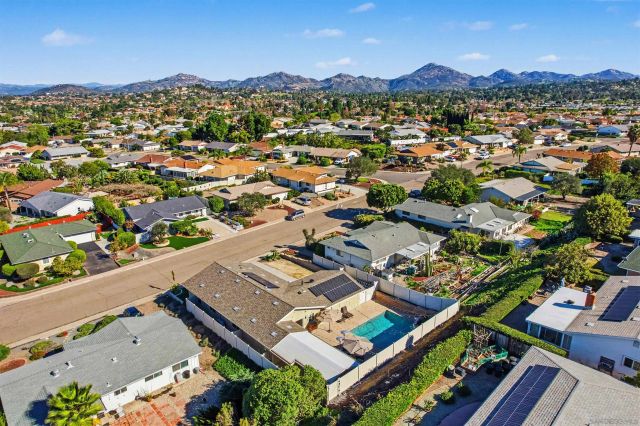 11941 Callado Rd, San Diego, CA 92128