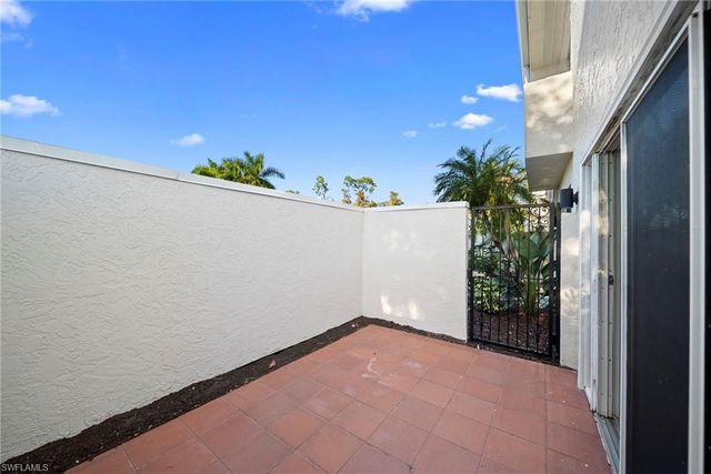 3052 kings lake BLVD # 7554, Naples, FL 34112