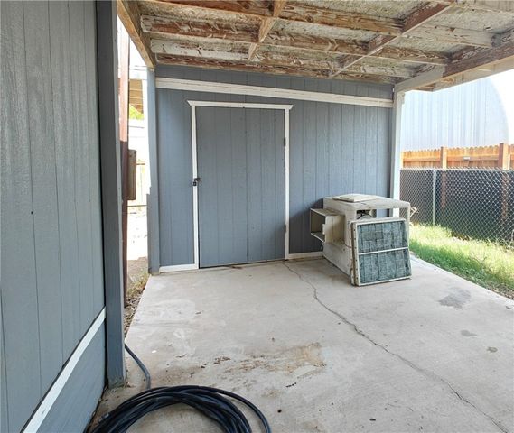 7885 S Oriole Drive, Mohave Valley, AZ 86440