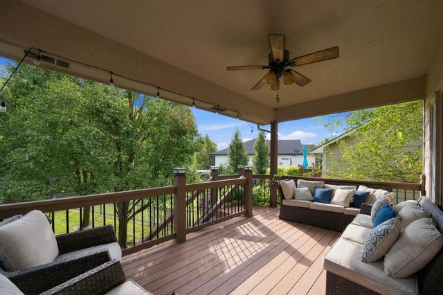 6915 W Garden Ridge Ct, Wichita, KS 67205