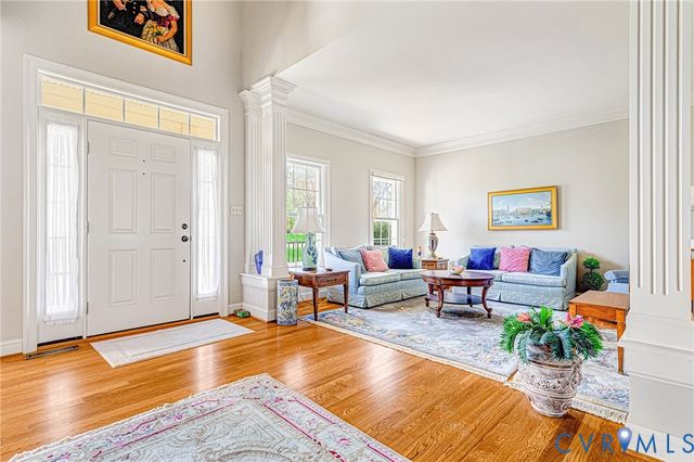 14461 Riverside Dr, Ashland, VA 23005