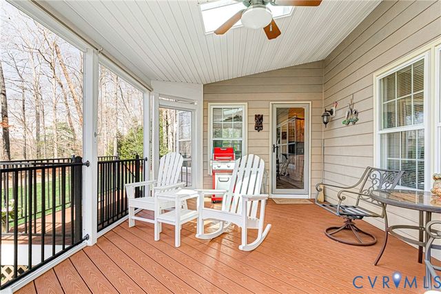 14461 Riverside Dr, Ashland, VA 23005