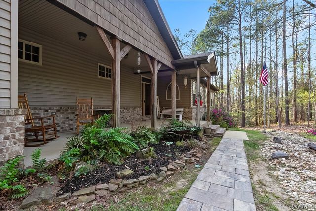 12318 Hidden Falls, Northport, AL 35475