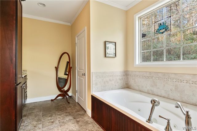 12318 Hidden Falls, Northport, AL 35475