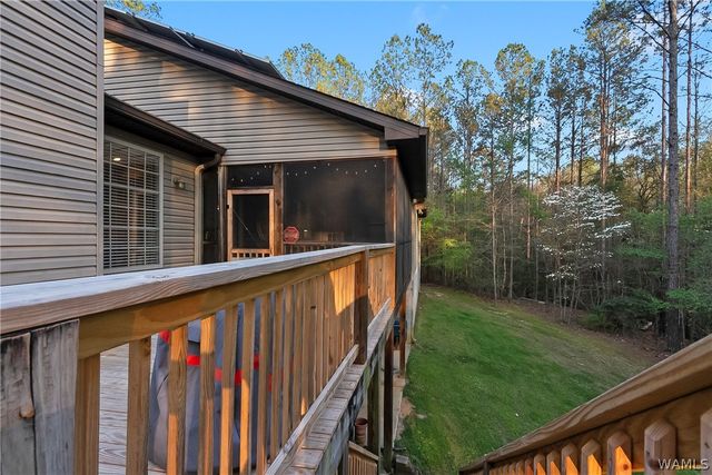 12318 Hidden Falls, Northport, AL 35475