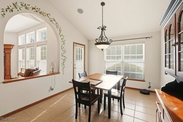 3605 Elmhurst Circle, Uniontown, OH 44685