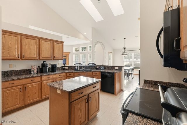 3605 Elmhurst Circle, Uniontown, OH 44685