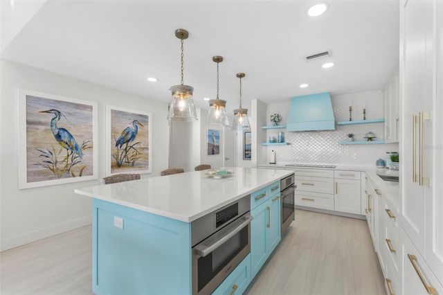 1750 BENJAMIN FRANKLIN DRIVE 1D, Sarasota, FL 34236