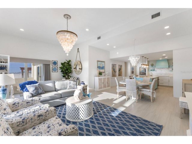 1750 BENJAMIN FRANKLIN DRIVE 1D, Sarasota, FL 34236
