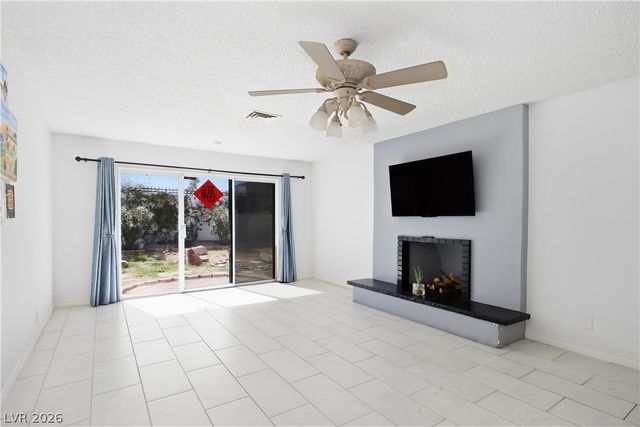 3009 Plaza De Rosa, Las Vegas, NV 89102