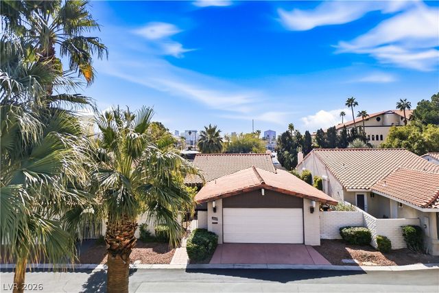 3009 Plaza De Rosa, Las Vegas, NV 89102