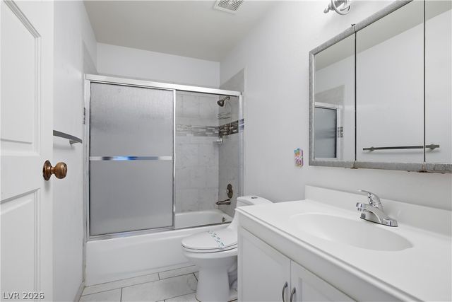 3009 Plaza De Rosa, Las Vegas, NV 89102
