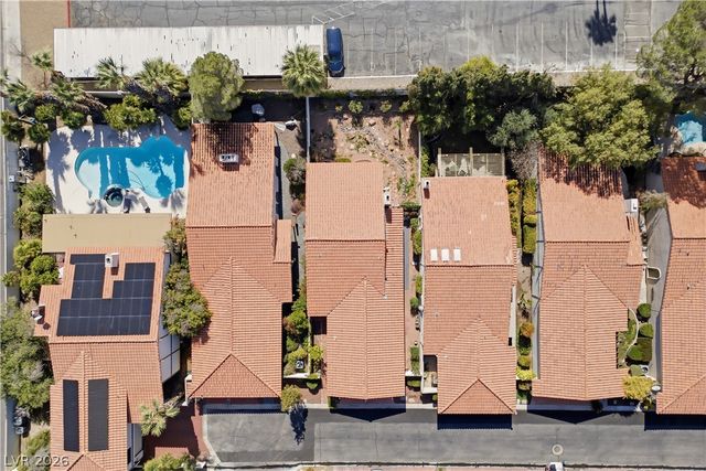 3009 Plaza De Rosa, Las Vegas, NV 89102